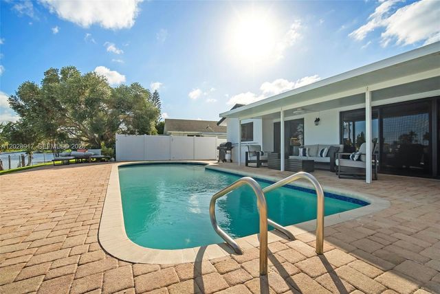 1310 SW 26th Avenue, Deerfield Beach, FL 33442