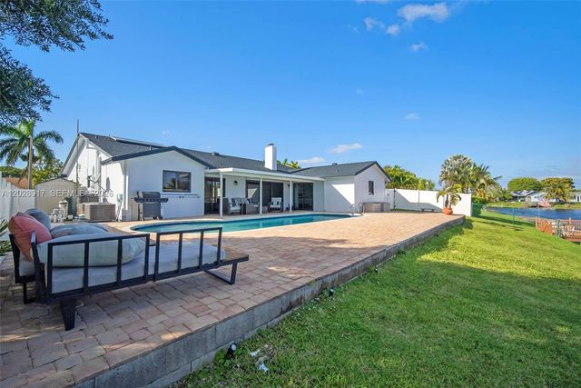 1310 SW 26th Avenue, Deerfield Beach, FL 33442