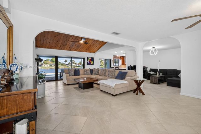 1310 SW 26th Avenue, Deerfield Beach, FL 33442
