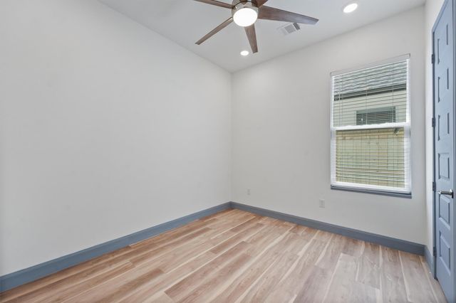 200 Canary Street, Point Blank, TX 77364