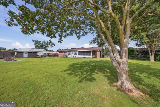 214 Pellimore Drive, Warner Robins, GA 31093