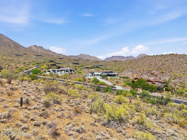 15752 N MOUNTAIN Parkway 223, Fountain Hills, AZ 85268