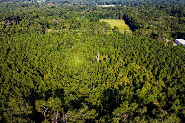 1378 N Duck Creek B Road, Cleveland, TX 77328