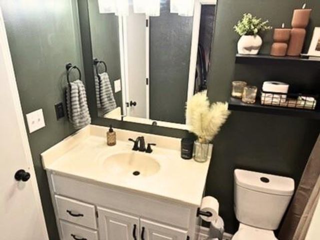 1719 Sunrise Drive, Warrensburg, MO 64093