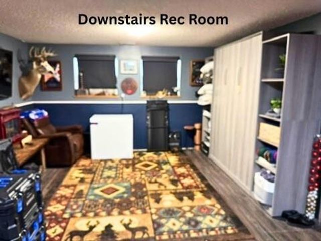 1719 Sunrise Drive, Warrensburg, MO 64093