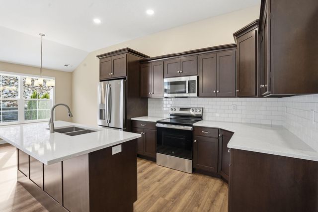 3446 Jamestown Drive, Zanesville, OH 43701