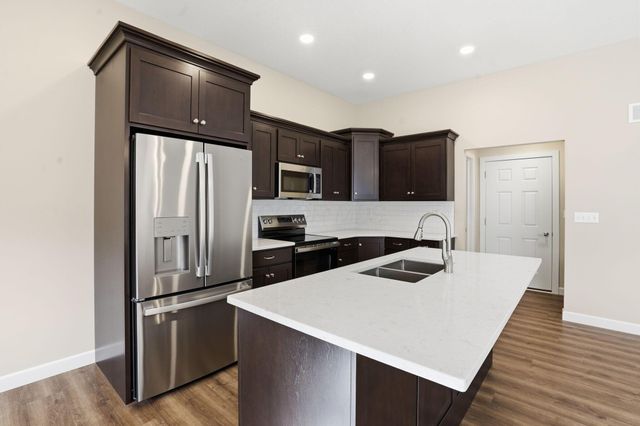 3446 Jamestown Drive, Zanesville, OH 43701