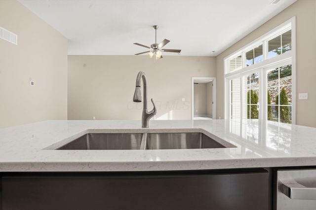 3446 Jamestown Drive, Zanesville, OH 43701