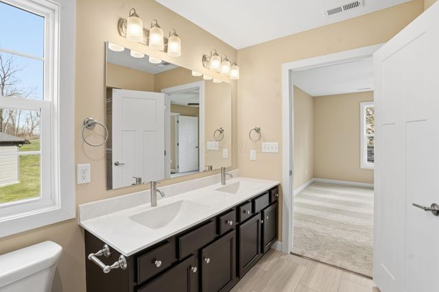 3446 Jamestown Drive, Zanesville, OH 43701