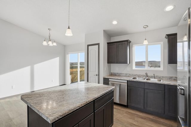 425 YELNER DR, Box Elder, SD 57719