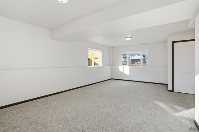 425 YELNER DR, Box Elder, SD 57719