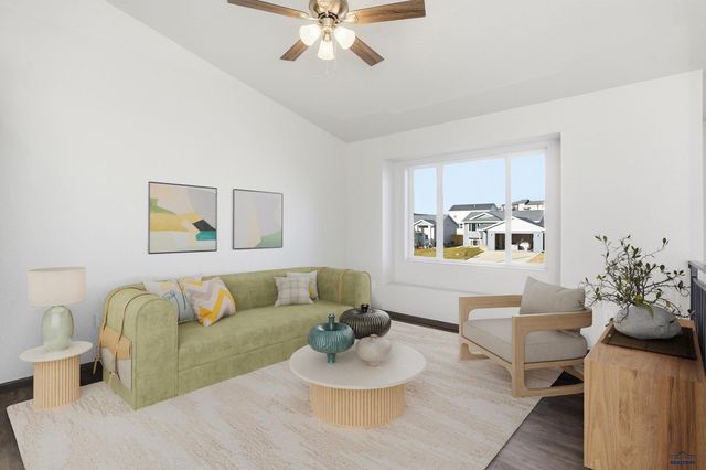 425 YELNER DR, Box Elder, SD 57719