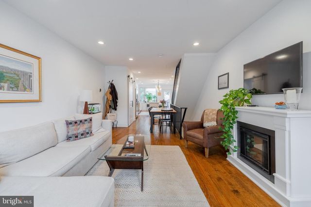 2317 E LETTERLY ST, Philadelphia, PA 19125