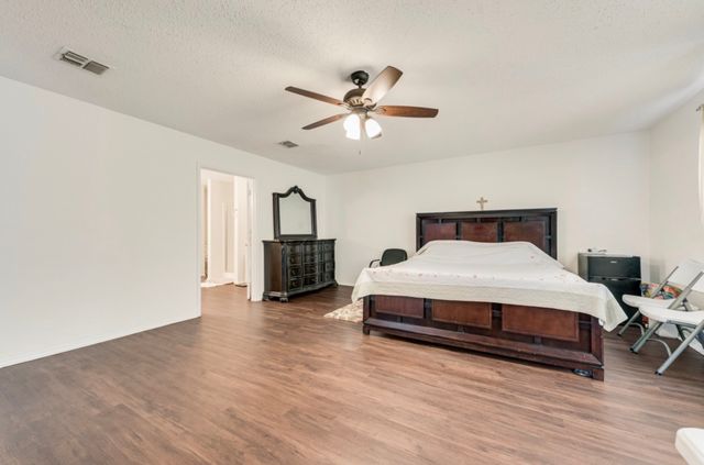 3016 Cesareo Drive, Grand Prairie, TX 75052