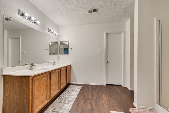 3016 Cesareo Drive, Grand Prairie, TX 75052