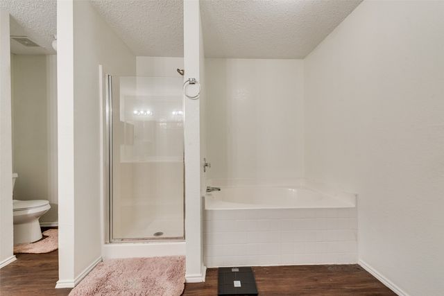 3016 Cesareo Drive, Grand Prairie, TX 75052