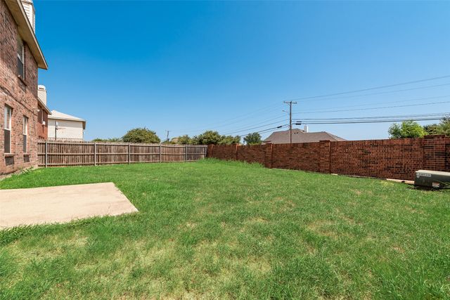 3016 Cesareo Drive, Grand Prairie, TX 75052