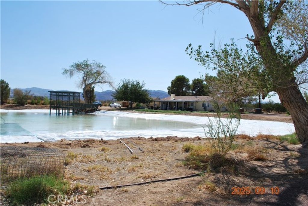 33979 Fremont Rd, Newberry Springs, CA 92365