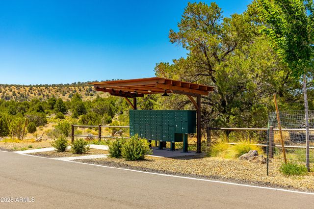 6468 MEADOWS Lane, Flagstaff, AZ 86004