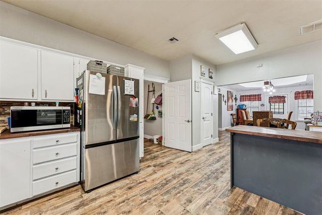 229 N 6th Avenue, Purcell, OK 73080