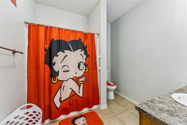 229 N 6th Avenue, Purcell, OK 73080