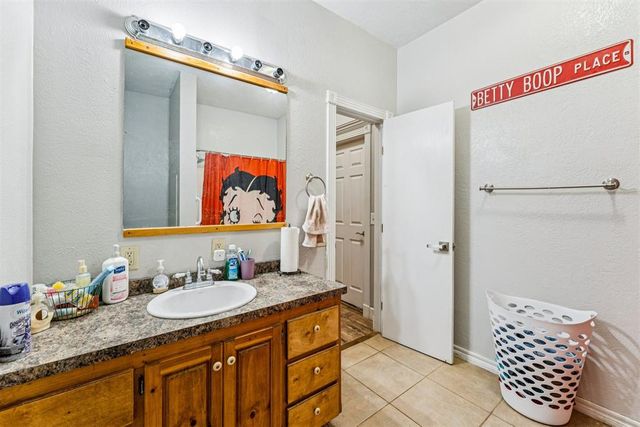 229 N 6th Avenue, Purcell, OK 73080