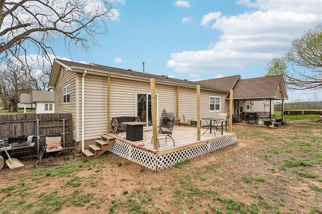 229 N 6th Avenue, Purcell, OK 73080