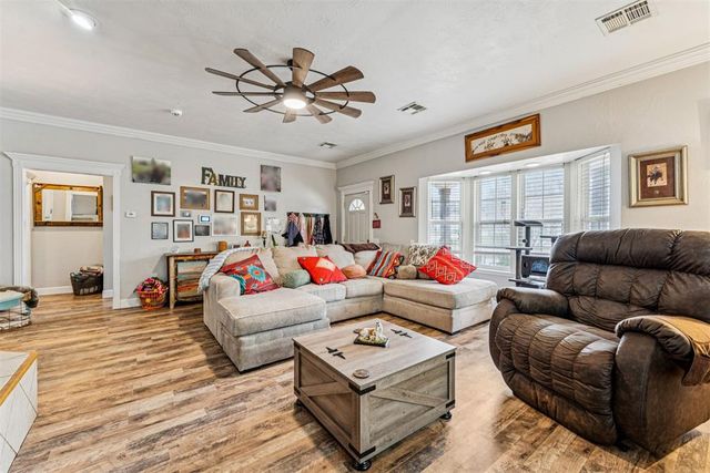 229 N 6th Avenue, Purcell, OK 73080