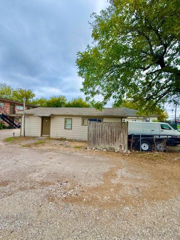 911 Michigan Street 8, Houston, TX 77587