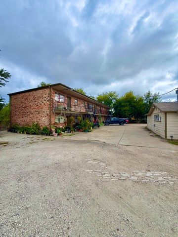 911 Michigan Street 8, Houston, TX 77587