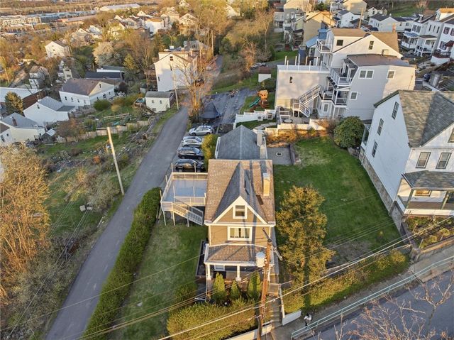 919 Eleanor St, South Side, PA 15203