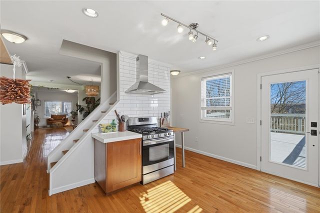 919 Eleanor St, South Side, PA 15203