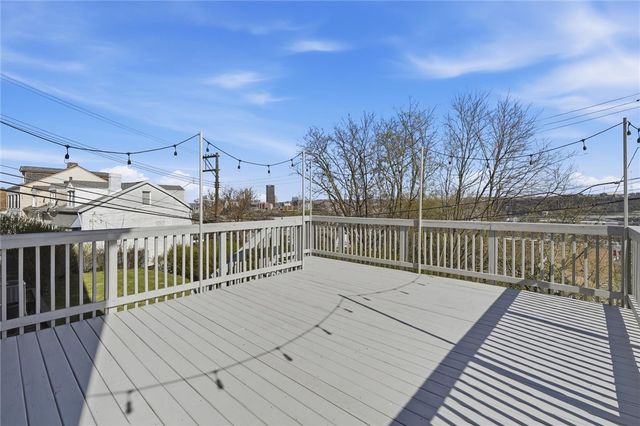 919 Eleanor St, South Side, PA 15203