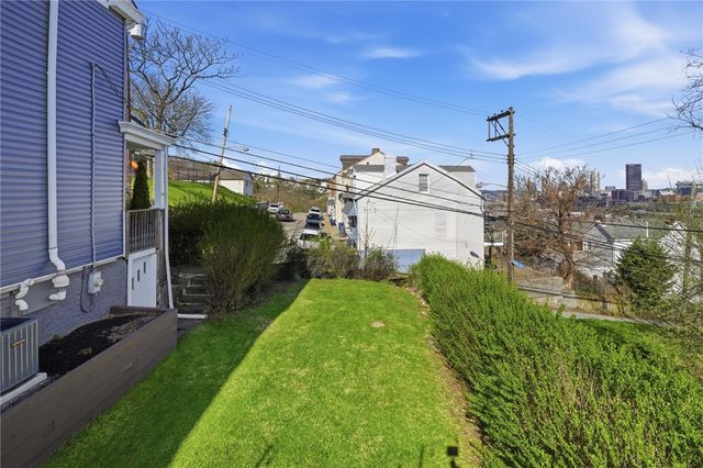 919 Eleanor St, South Side, PA 15203