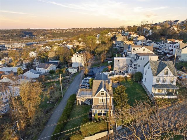 919 Eleanor St, South Side, PA 15203