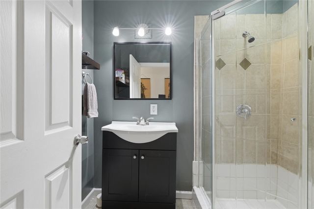 919 Eleanor St, South Side, PA 15203