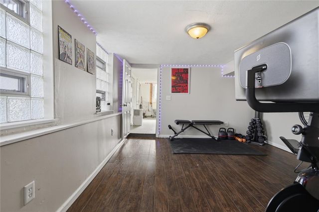 919 Eleanor St, South Side, PA 15203