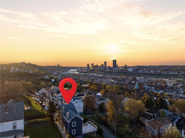 919 Eleanor St, South Side, PA 15203