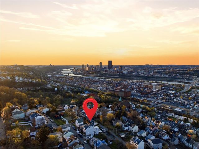 919 Eleanor St, South Side, PA 15203
