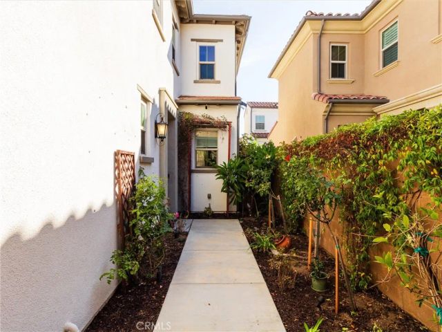 214 Gaspar, Irvine, CA 92618