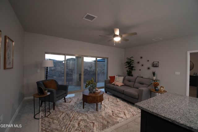 12777 Viendo Norte Drive, El Paso, TX 79934