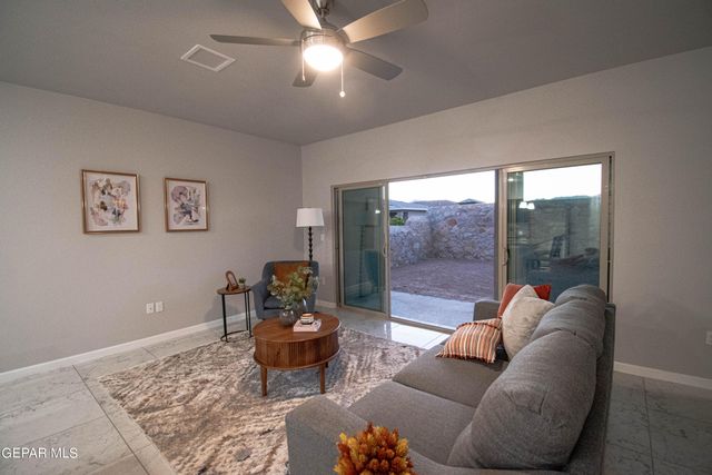 12777 Viendo Norte Drive, El Paso, TX 79934