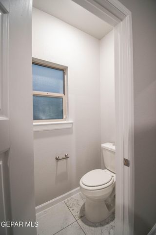 12777 Viendo Norte Drive, El Paso, TX 79934