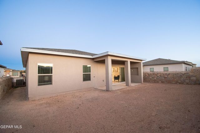 12777 Viendo Norte Drive, El Paso, TX 79934