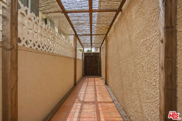 104 S Hayworth Avenue 103, Los Angeles, CA 90048