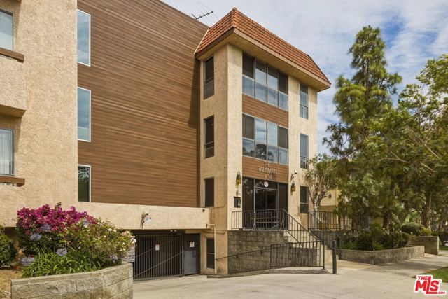 104 S Hayworth Avenue 103, Los Angeles, CA 90048