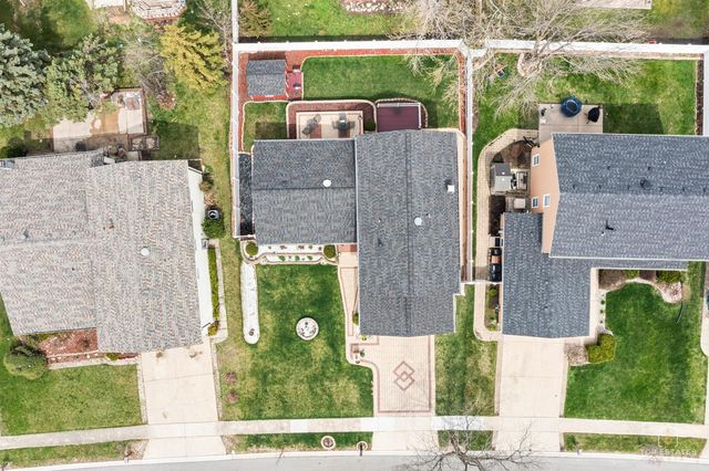 176 Appleby Drive, Glendale Heights, IL 60139