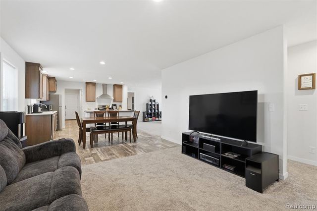 2125 Candy Lane, Brighton, MI 48114