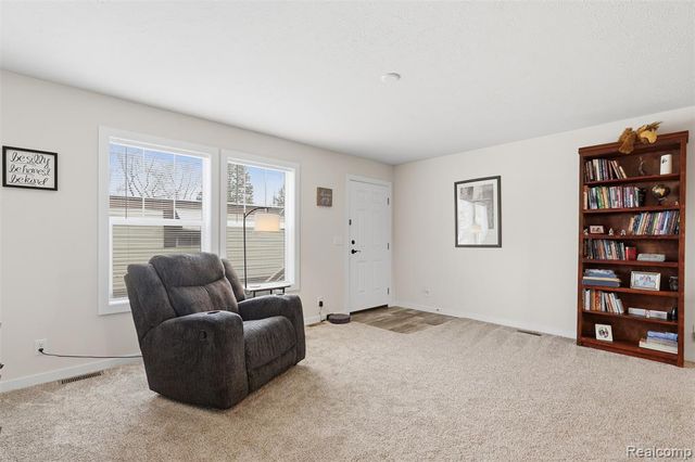 2125 Candy Lane, Brighton, MI 48114