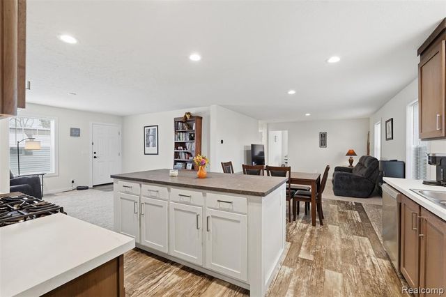 2125 Candy Lane, Brighton, MI 48114